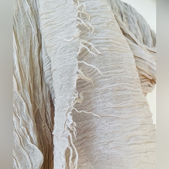 TILO Scarves super soft crinkle scarf! Affordable luxe. - Picture 7 of 12